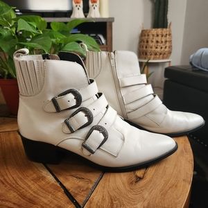 Steve Madden Western Booties